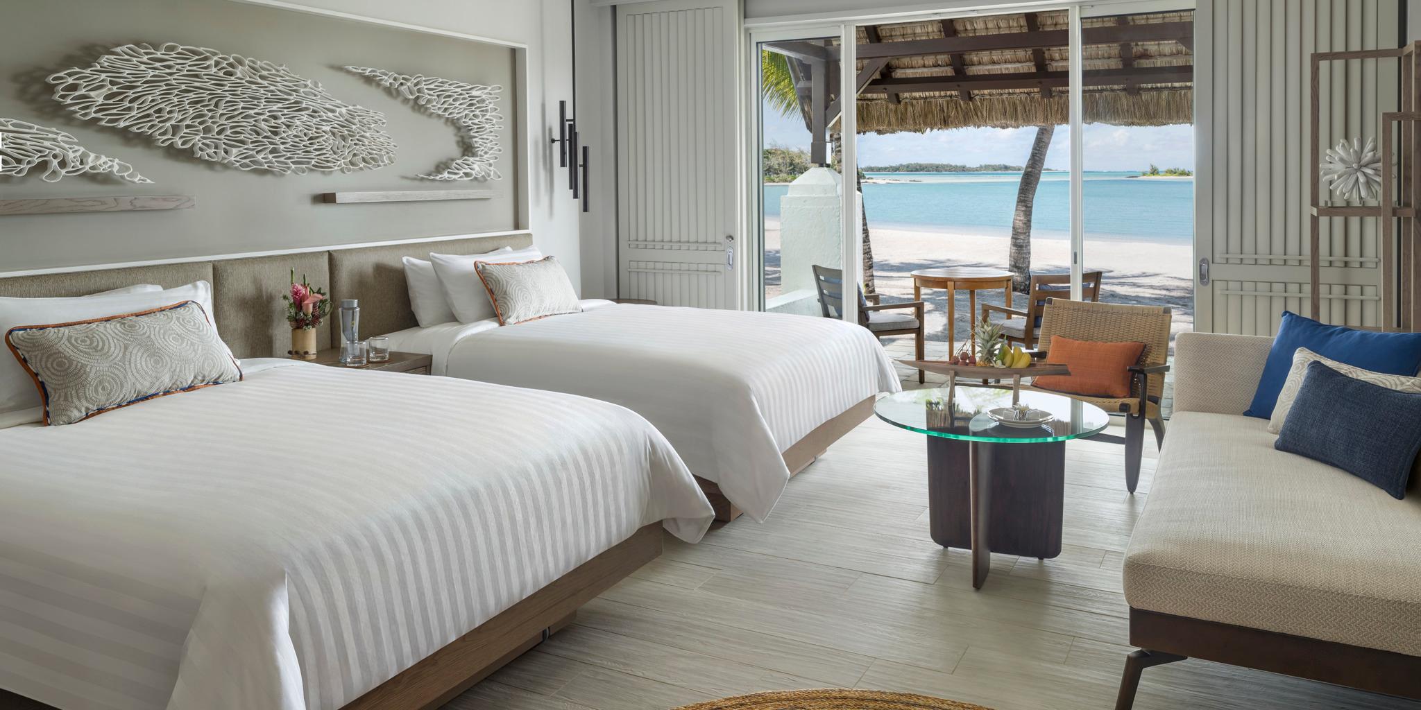 Twin double bed room with views of the ocean at Shangri La Touessrok