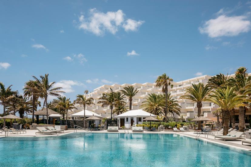 Panoramic view of Paradisus by Meliá Salinas Lanzarote overlooking the outdoor pool